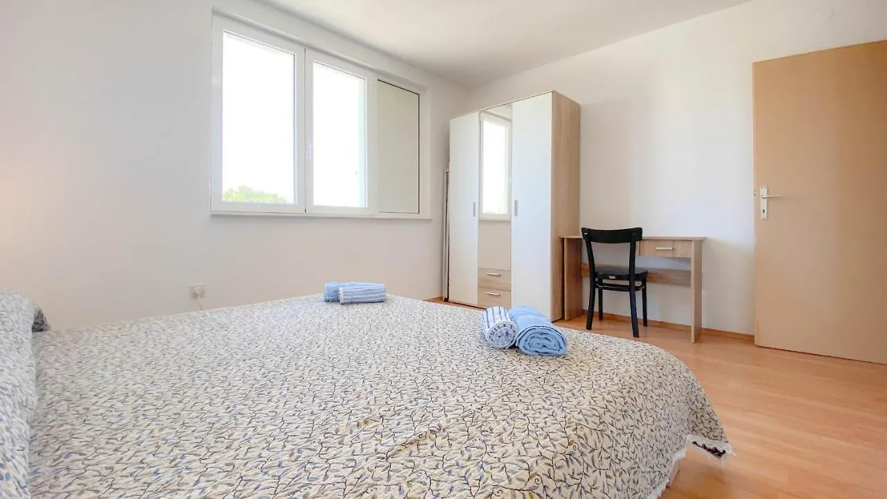 Olga Apartment Novigrad